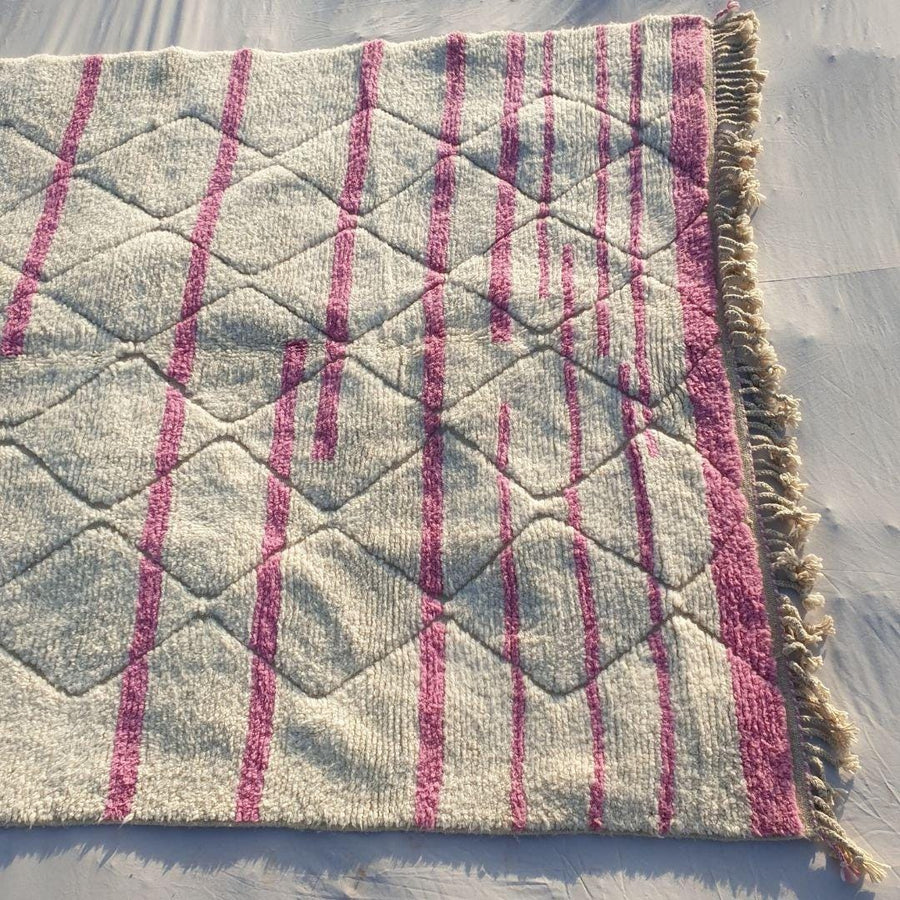 Handmade Beni Ouarain Rug: White and Pink Striped Moroccan Wool Rug