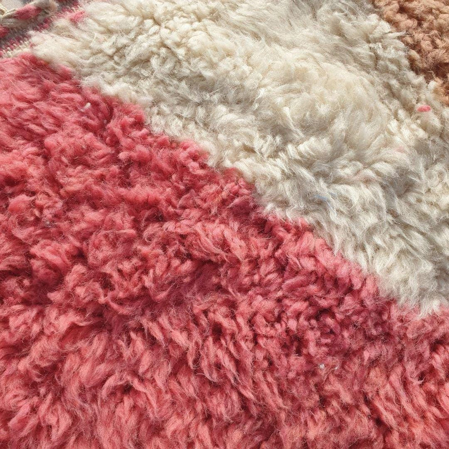 Handmade Shaggy Beni Ourain Wool Rug: Authentic Berber Style