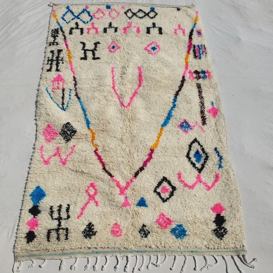 Handmade Wool Moroccan Rug: Beni Ourain Style Shag Carpet