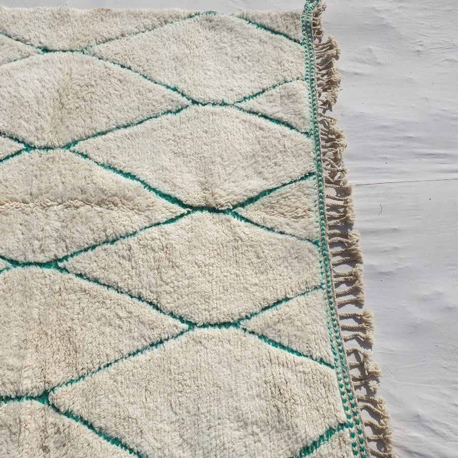 Custom Beni Ourain Rug: Hand-Knotted Green & White Moroccan Wool Carpet