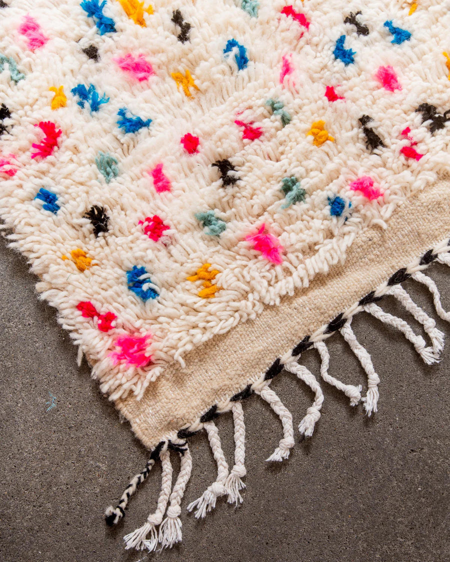 Handmade Beni Ourain Berber Rug: Moroccan White Wool, Azilal Style