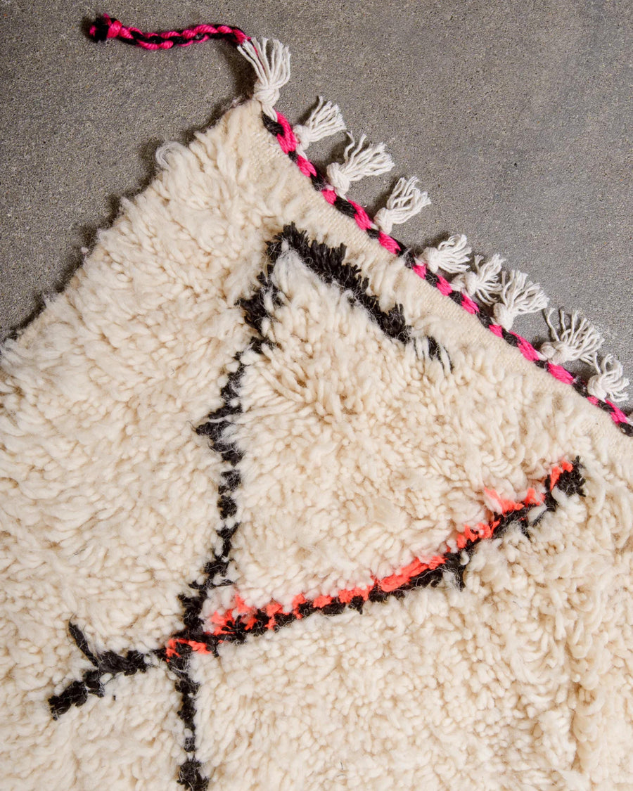 Handmade Beni Ourain Rug: White Moroccan Berber Wool Shag Rug