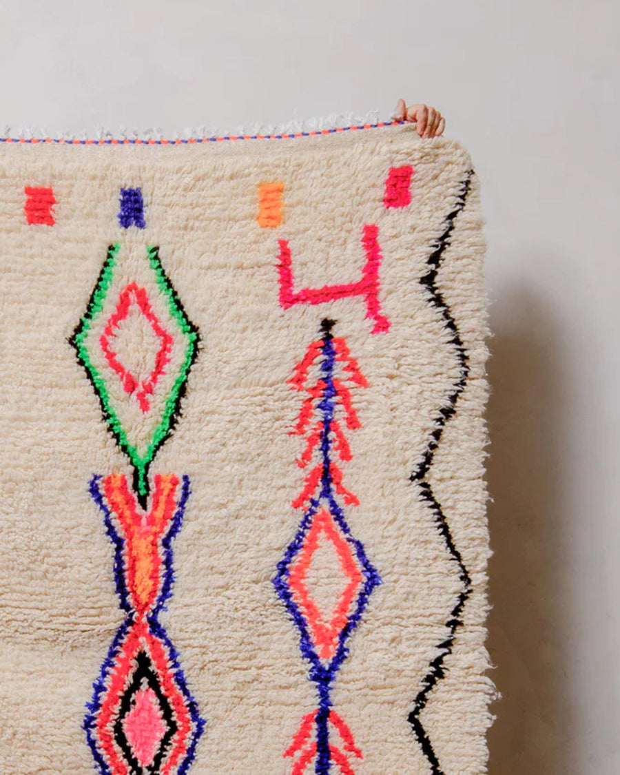 Handmade Beni Ourain Berber Rug: Moroccan Wool, Geometric Design
