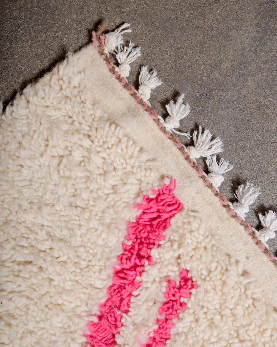 Handmade Wool Moroccan Rug: Shaggy Berber Tribal Rug