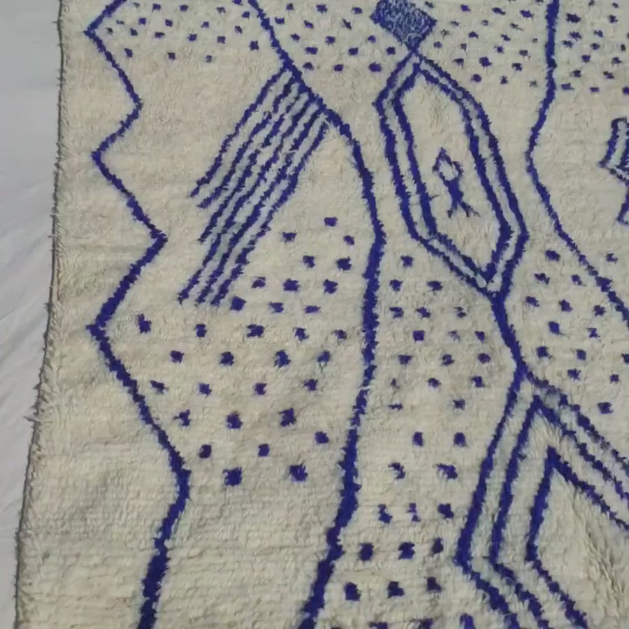 Handmade Wool Berber Rug: Moroccan Beni Ourain Shag Rug